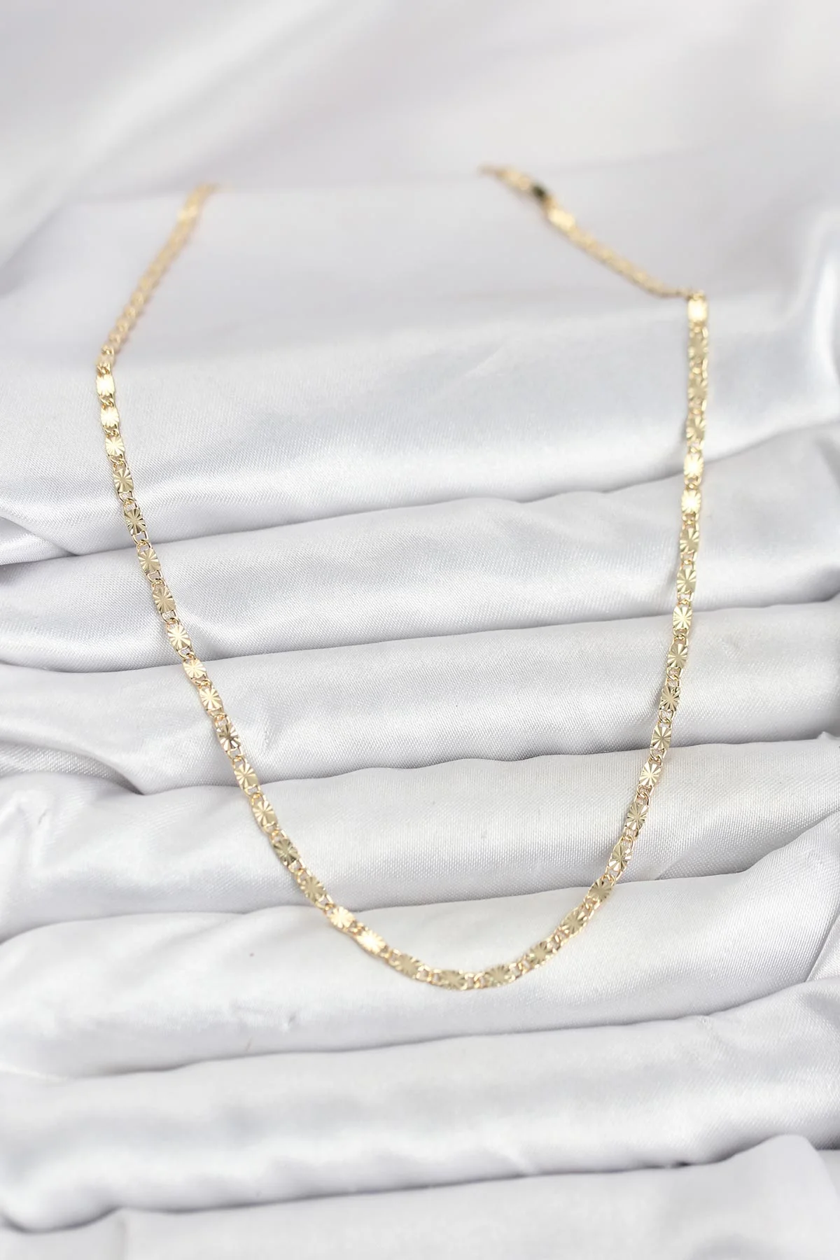 14K Gold Renk Lazerli Zincir Model Kadın Kolye 5886 - 45 cm Abiye Kolyesi