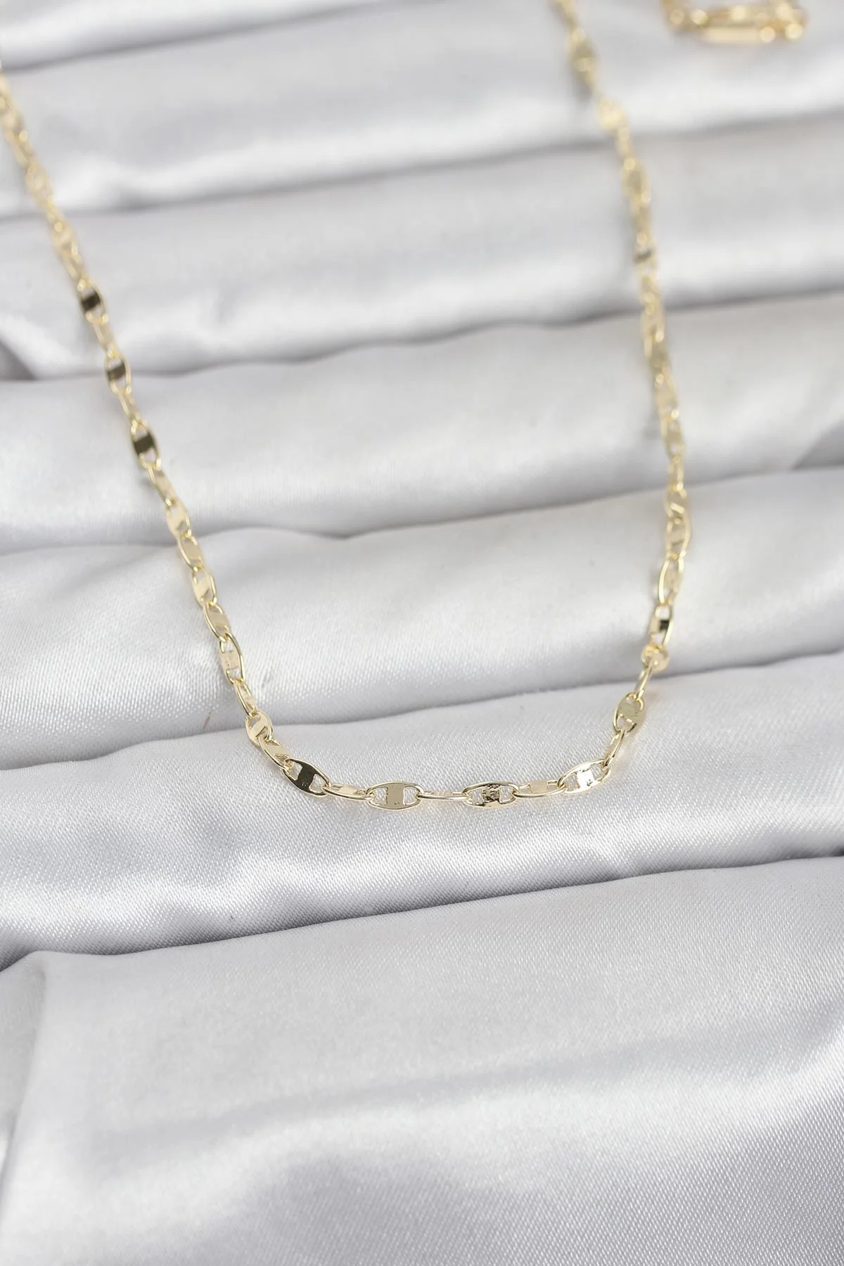 14K Gold Renk Yassı Gemici Zincir Kadın Kolye 60 cm - Günlük Spor Abiye Modelleri