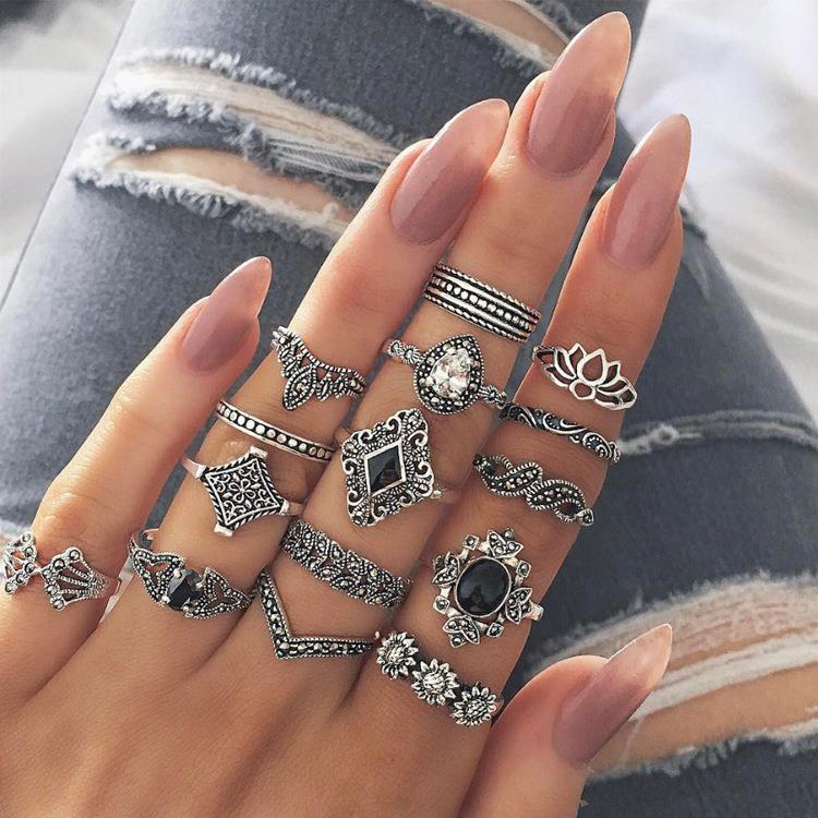 15 Adet Yüzük Seti Bohem Yüzük Gümüş Kaplama Retro Kristal Motifl 15 Adet Yüzük Seti Bohem Yüzük Gümüş Kaplama Retro Kristal Motifl