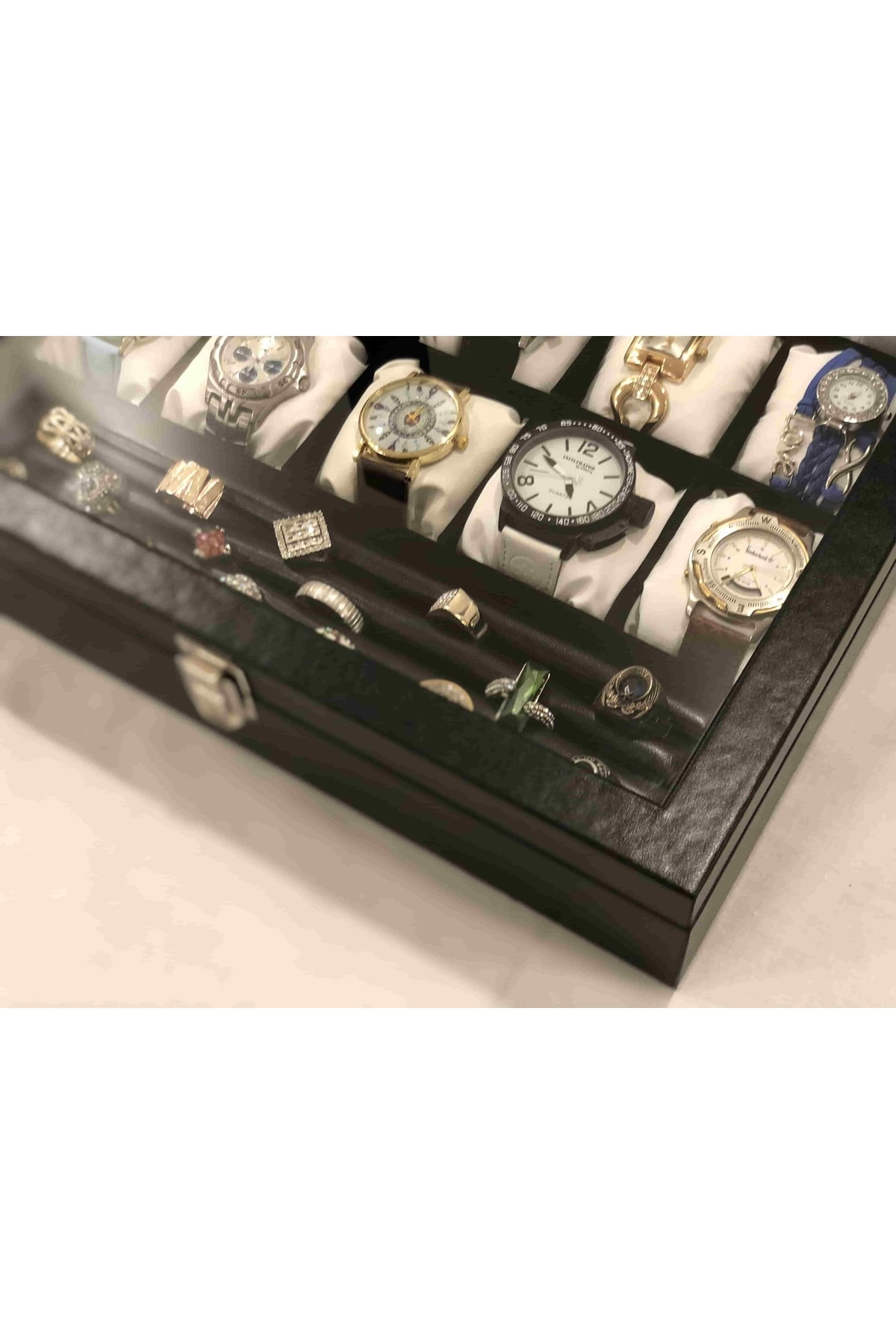 15 Bölme Görsel Cam Kapak Ahşap Iskelet Siyah Deri Kaplı Şık 15'l