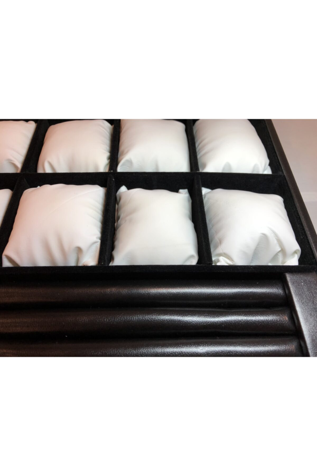 15 Bölmeli Deri Görünümlü Cam Kapklı Kol Saati Bileklik Kolye Yüz