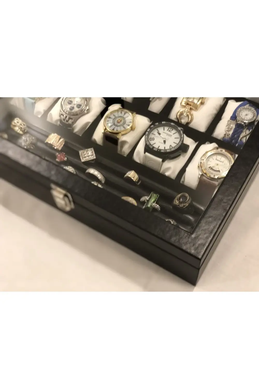 15 Bölmeli Deri Görünümlü Unisex Camlı Görsel Kol Saati Bileklik