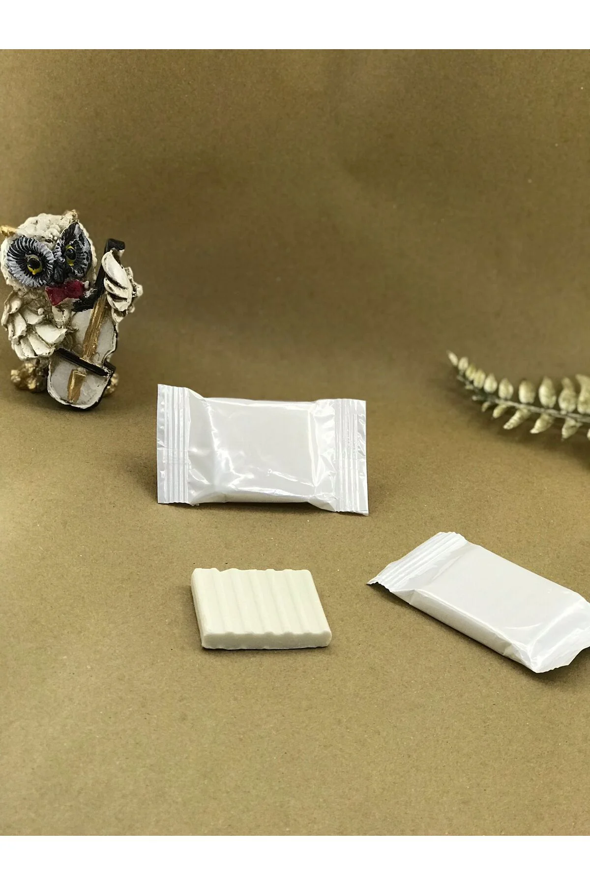 15 gr tek kullanimlik beyaz sabun kokulu kraft gofret paket sabun
