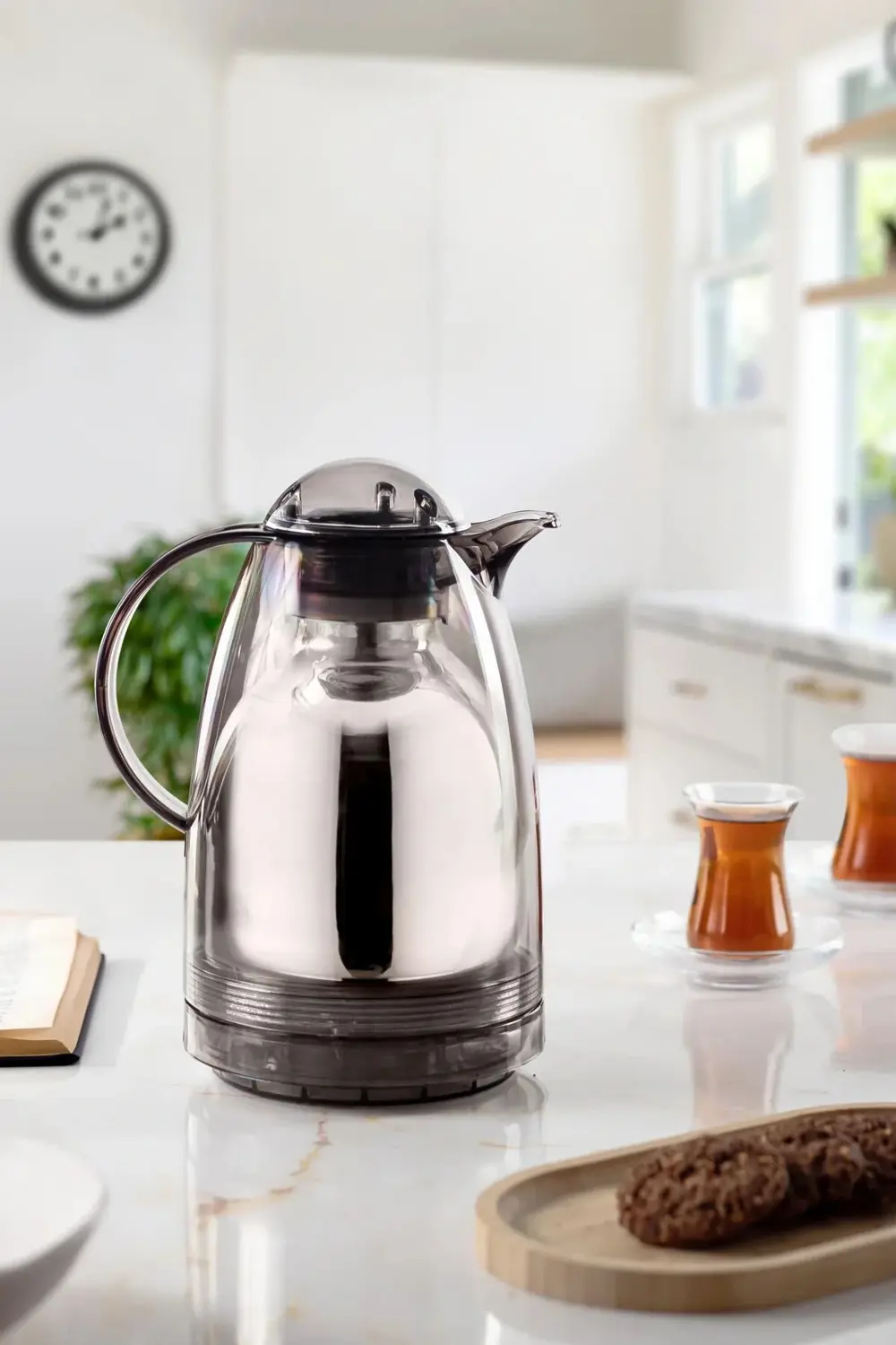 1.5 LT Isı Yalıtımlı Çay Ve Soğuk Su Termosu Füme (12 Saat Sıcak