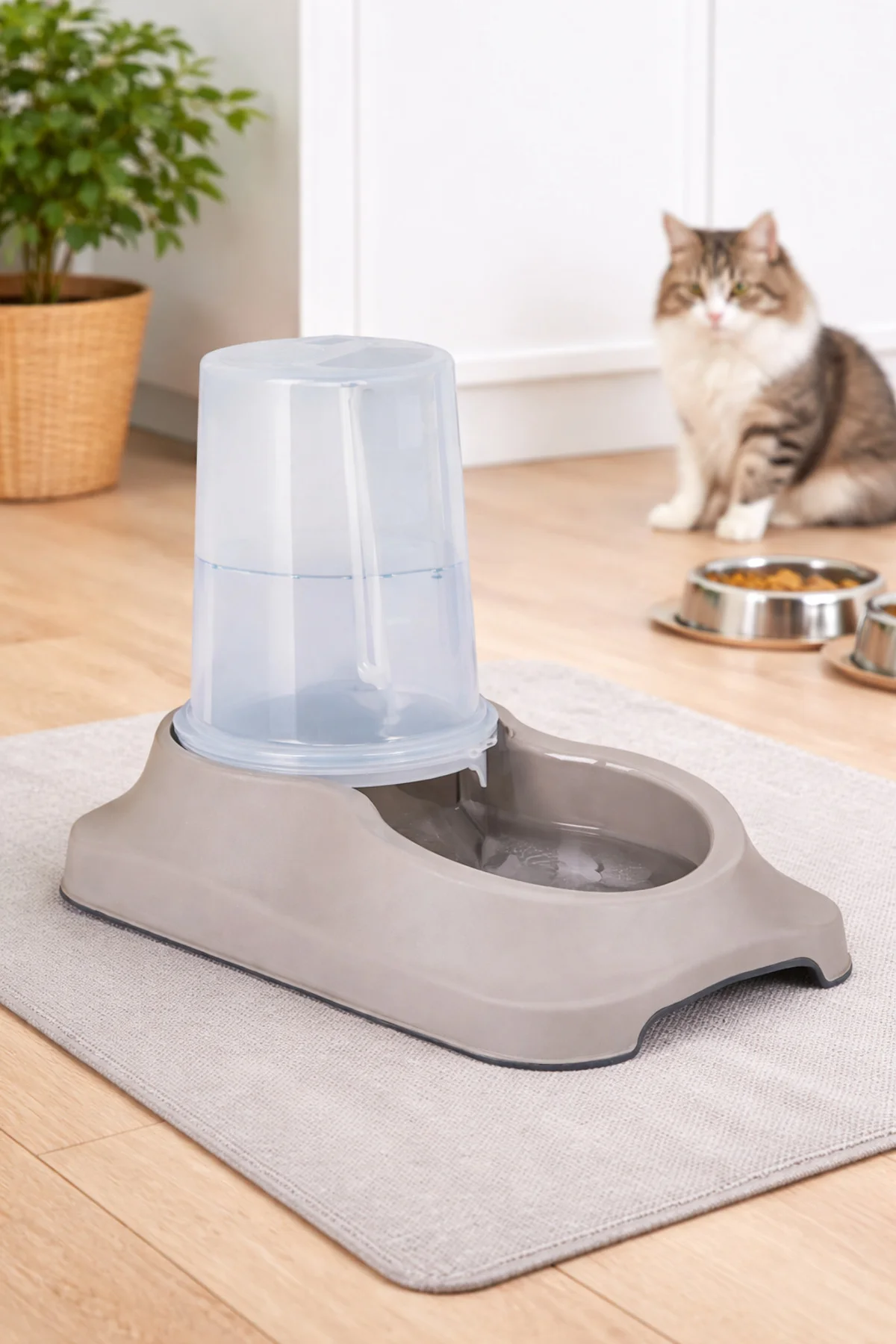 1.5 LT Otomatik Kedi Mama Kabı – Hazneli Kedi Mama Dispenseri, Sürekli Mama Akışı, Kaymaz Tabanlı Fiyatı, Yorumları ve Özellikleri