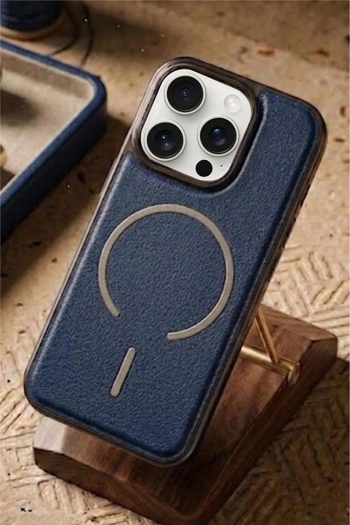 15 Pro Max Uyumlu Deri Cold Magsafe Kapak Sert Ultra İnce Tam Kor