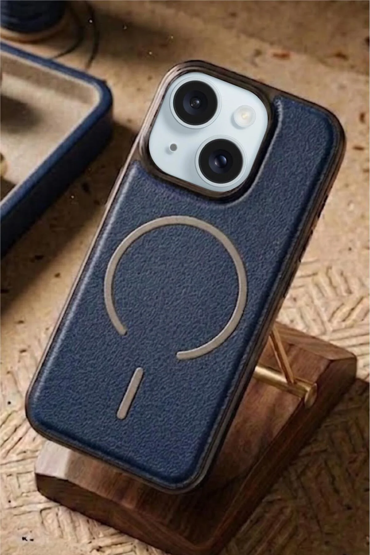 15 Uyumlu Deri Cold Magsafe Kapak Sert Ultra İnce Tam Korum Kablosuz Şarj Destekli Kılıf Fiyatı, Yorumları ve Özellikleri