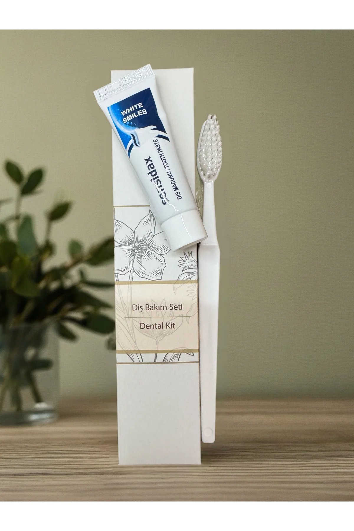 150 adet otel tipi Bristol kutuda diş bakım seti