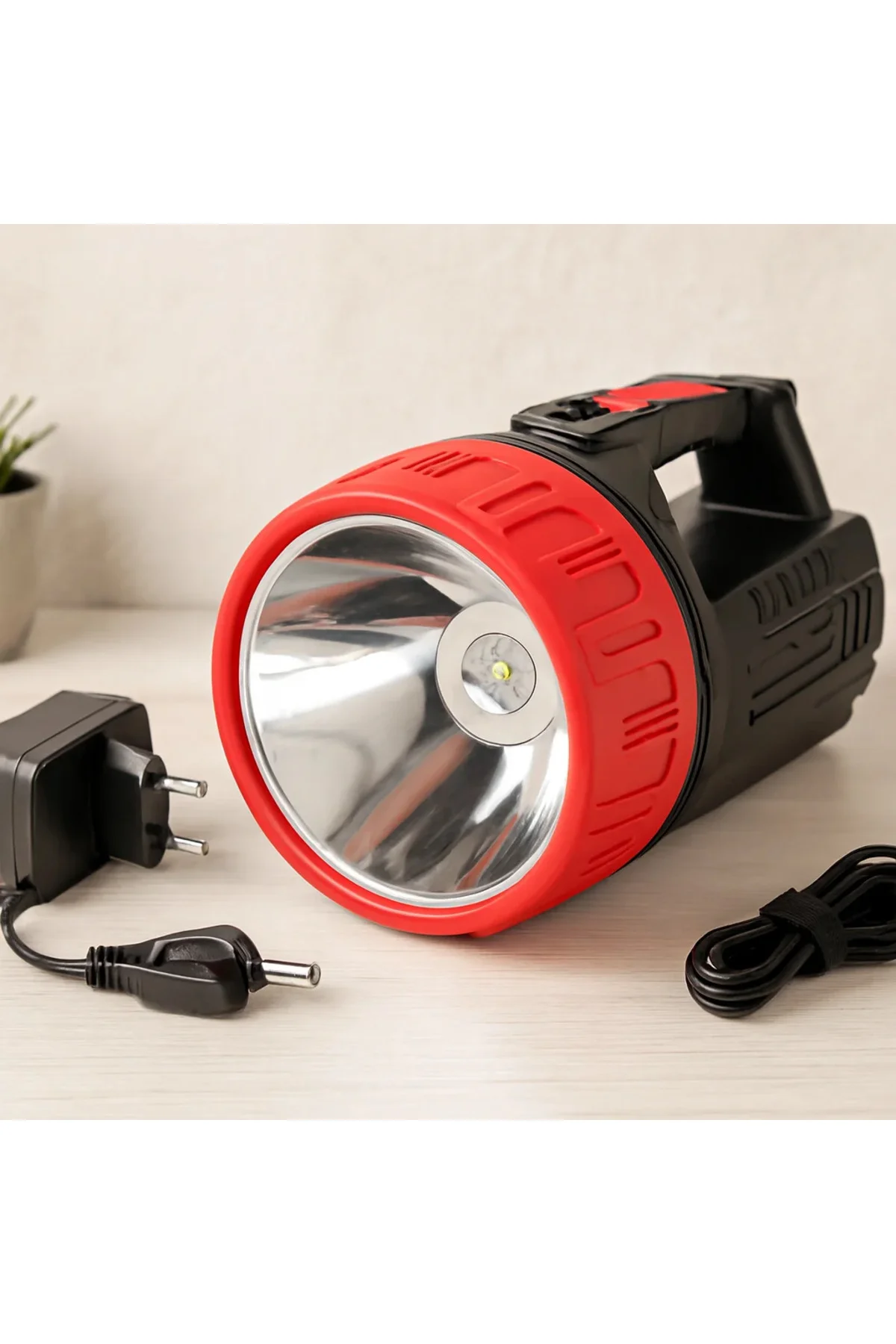 15W LED Şarjlı Uzun Menzilli 2'si 1 Arada El Feneri Projektör