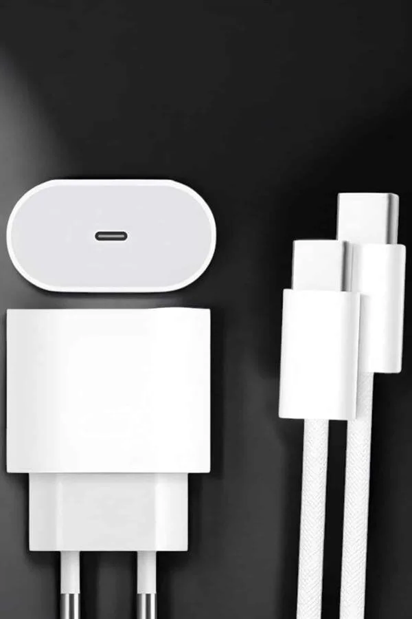 15W/15W Pro Max Uyumlu Hızlı Şarj Adaptörü ve Kablosu - iPhone 15/15 Pro Max için Güvenli Şarj