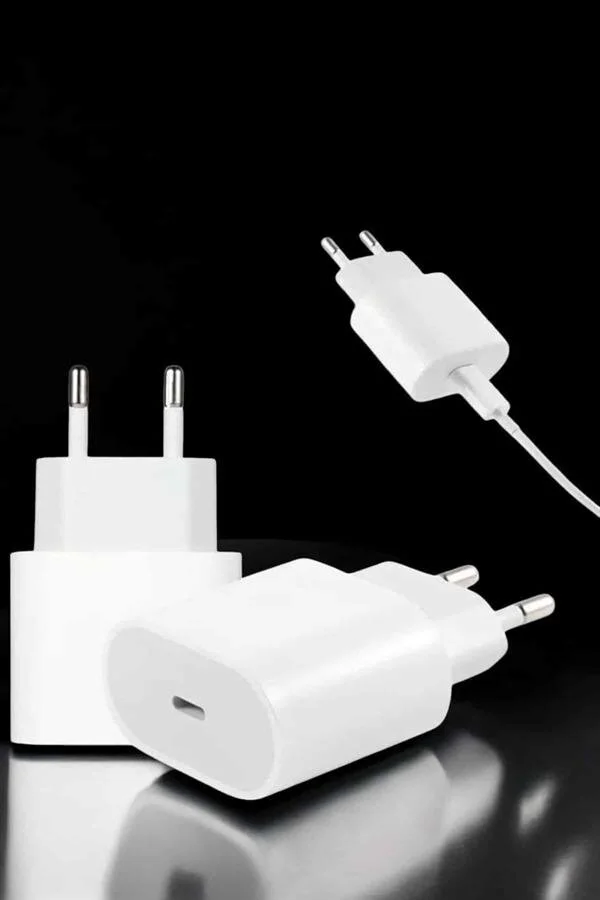 15W/15W Pro Max Uyumlu Hızlı Şarj Adaptörü ve Kablosu - iPhone 15/15 Pro Max için Güvenli Şarj