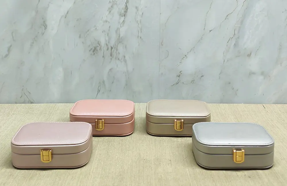 15x15 cm Makyaj Ve Takı Kutusu