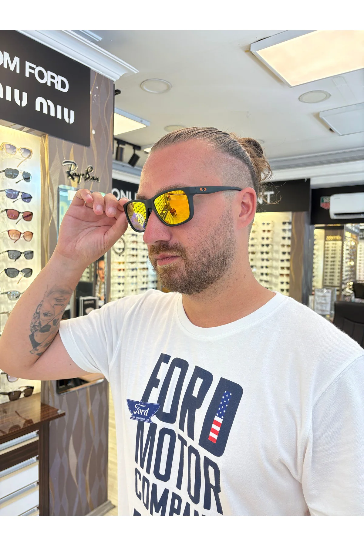 160 C198 Sarı Aynalı Polarize Spor Tasarım Erkek Güneş Gözlüğü