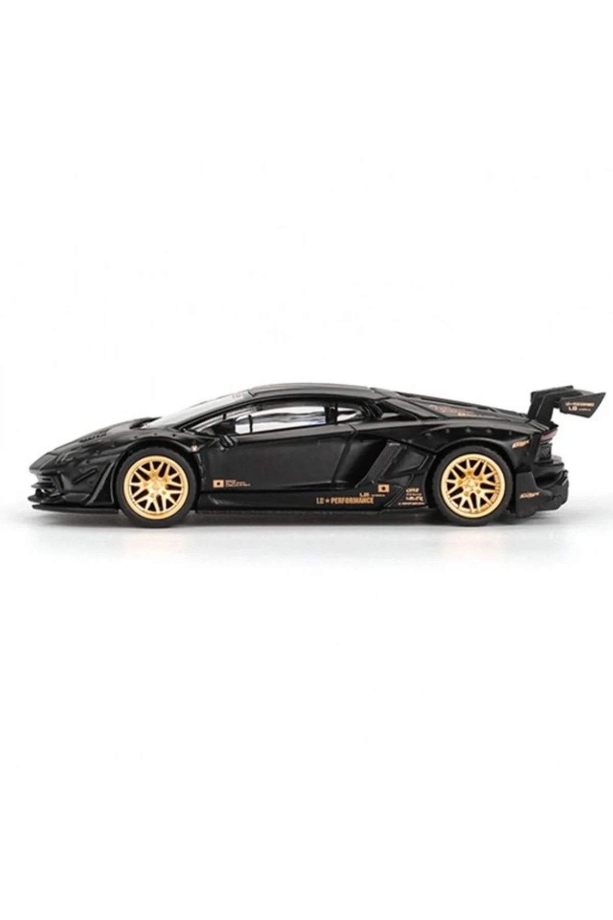 1/64 LB MODEL ARAÇ