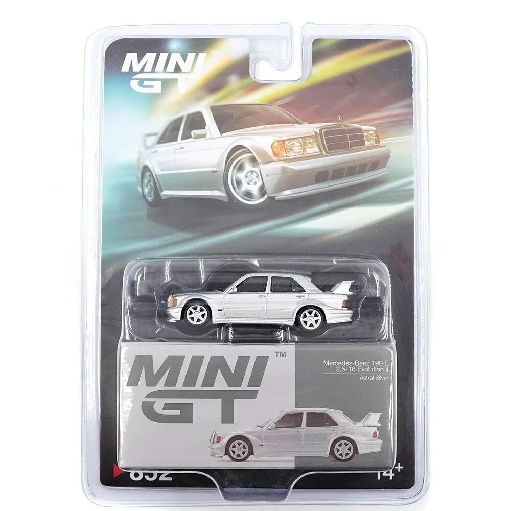 1/64 Mercedes-Benz 190E 2.5-16 lution II Astral Silver - Blister Paket MGT00852-BL