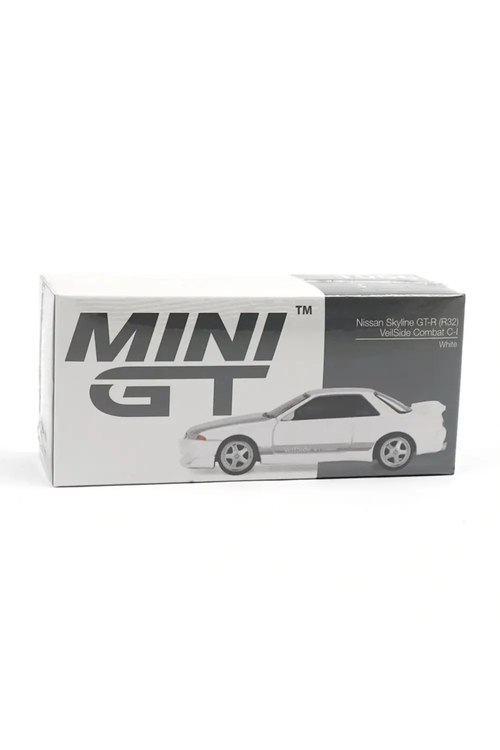 1/64 Nissan Skyline GT-R (R32) VeilSide Combat C-I White