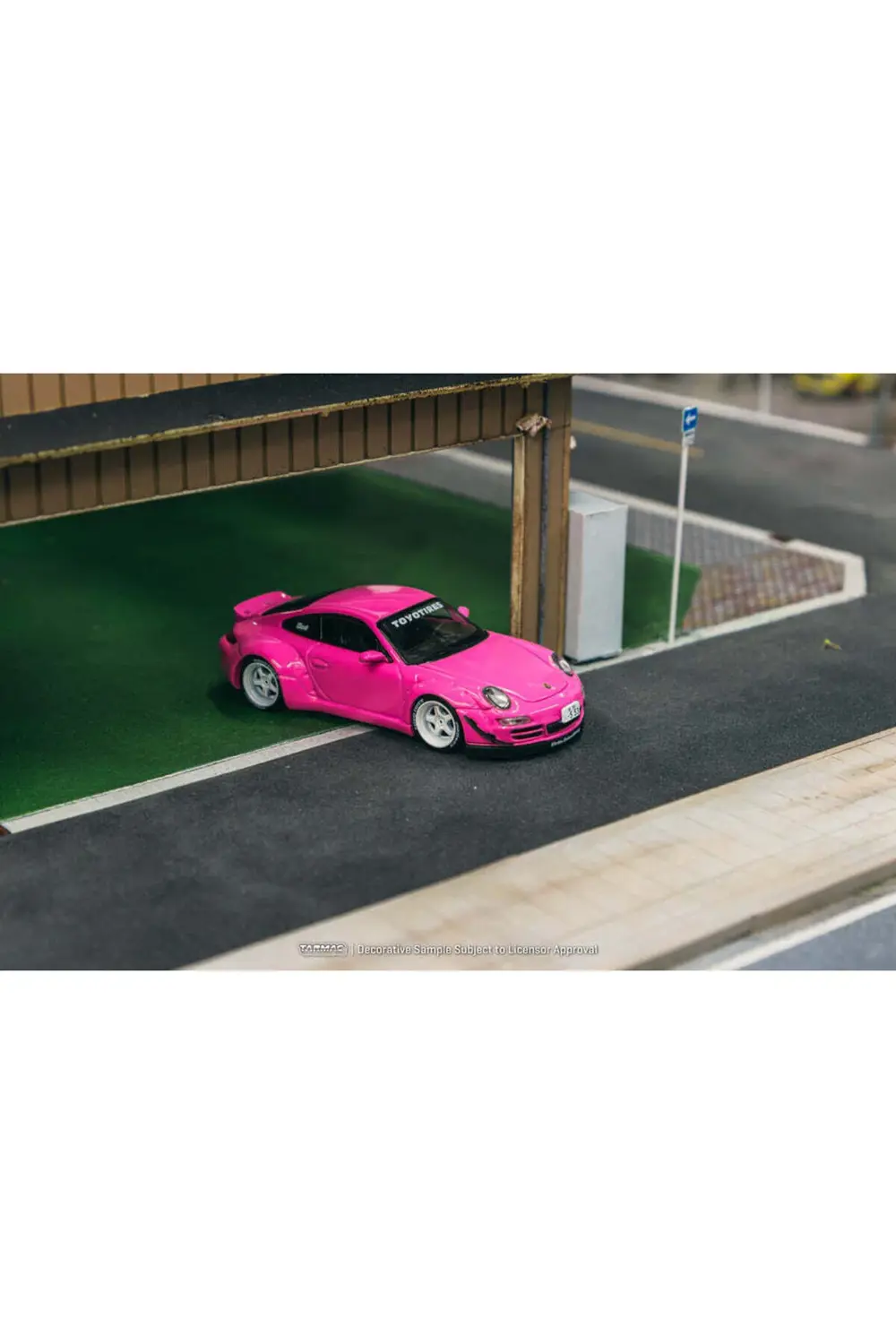 1:64 RWB 997 – Toyo Tires Özel Tasarım Diecast Model Araba