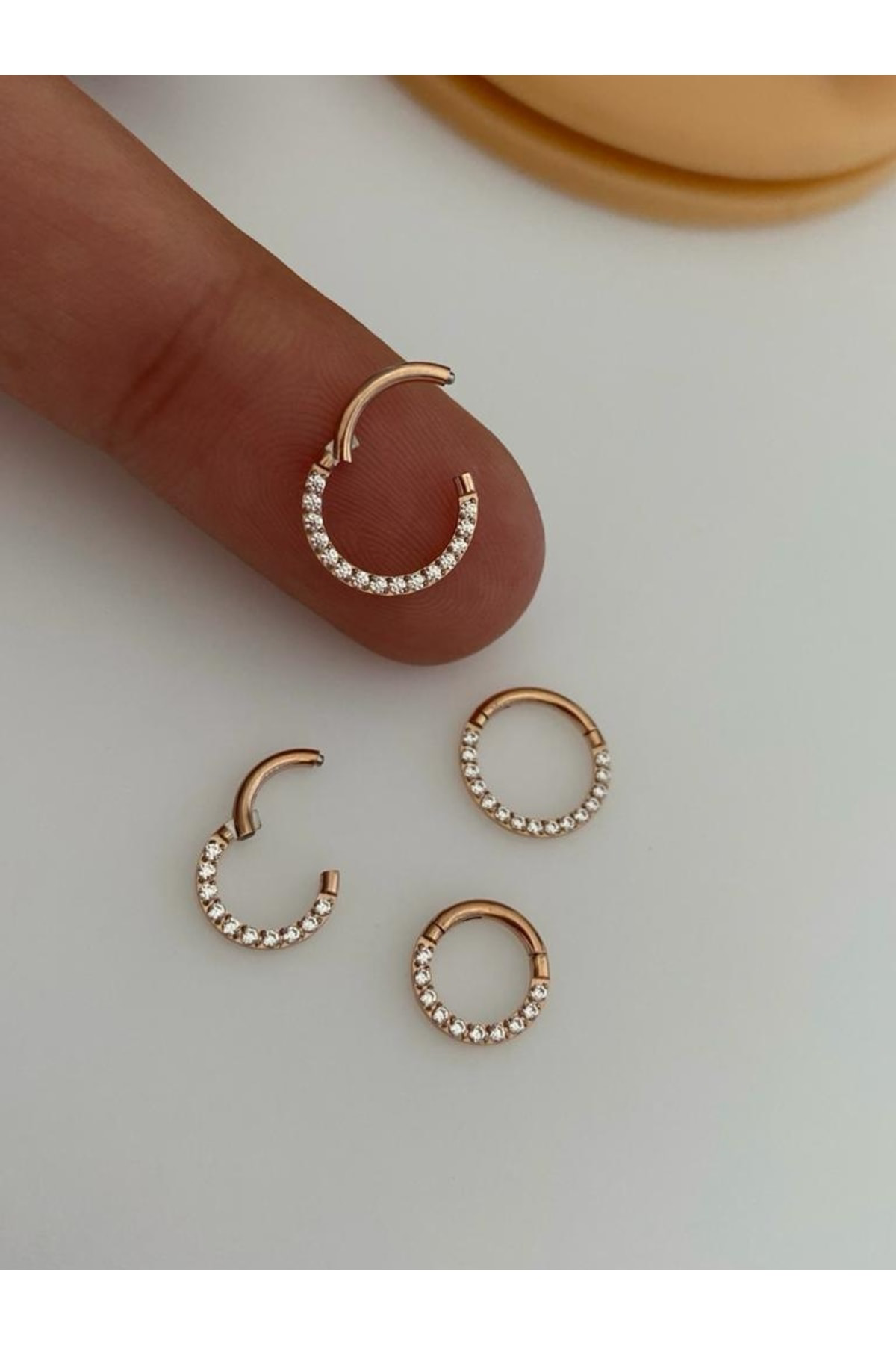 16g Titanium Zirkon Taşlı Helix Tragus Rook Daith Piercing