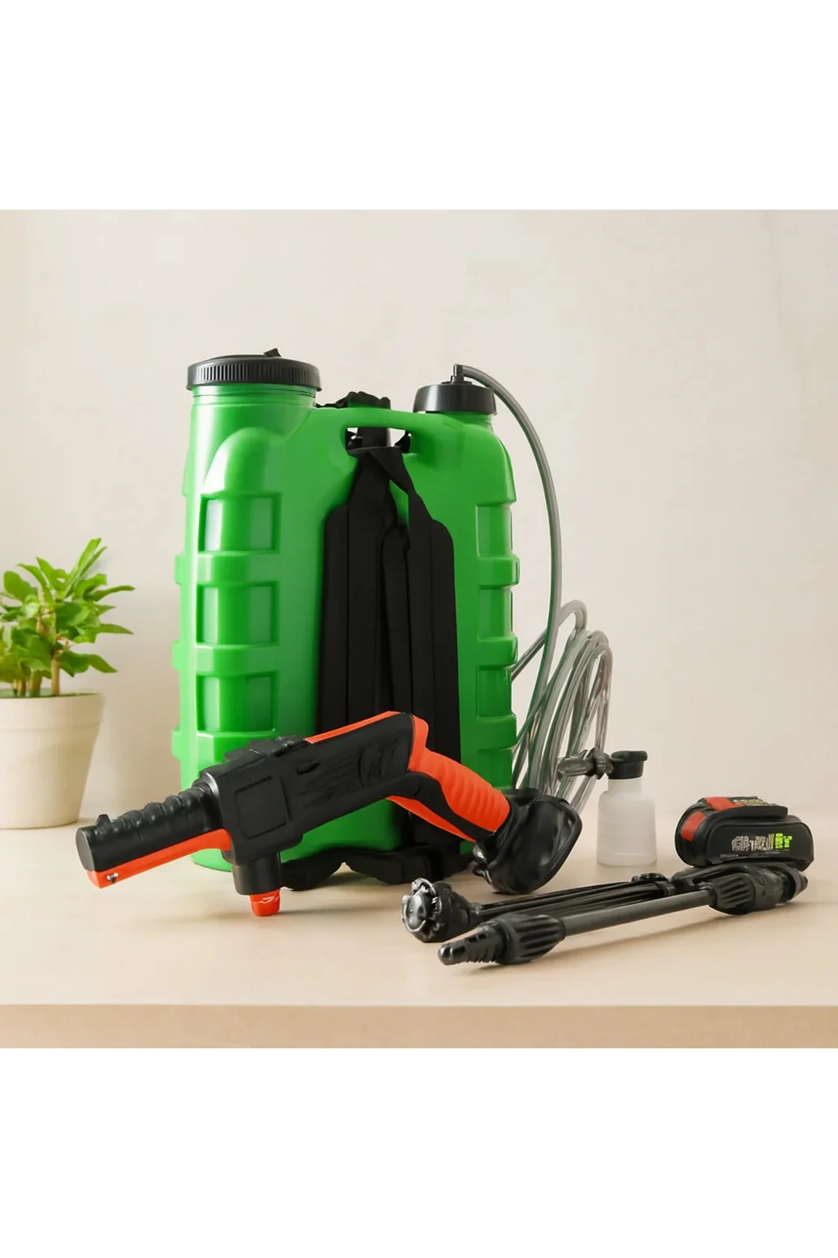 16L Elektrikli Araç Yıkama Tabancası 4.8V 16L Elektrikli Araç Yıkama Tabancası 4.8V