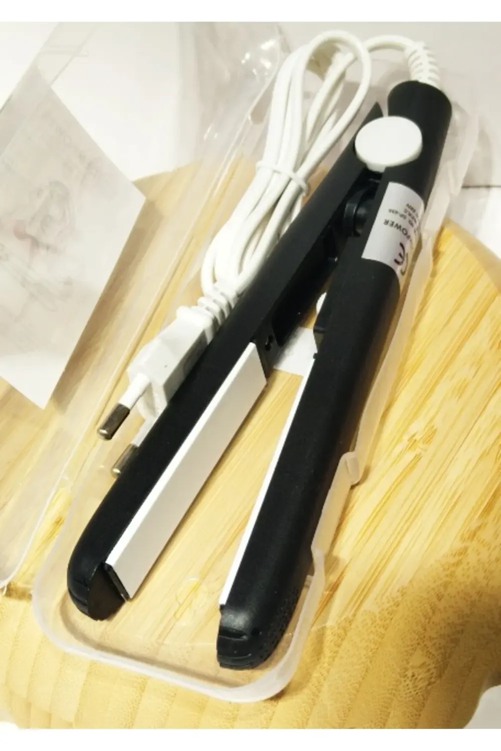 17 cm Uzunlukta Siyah Renk Seyahat Boy Düzleştirici