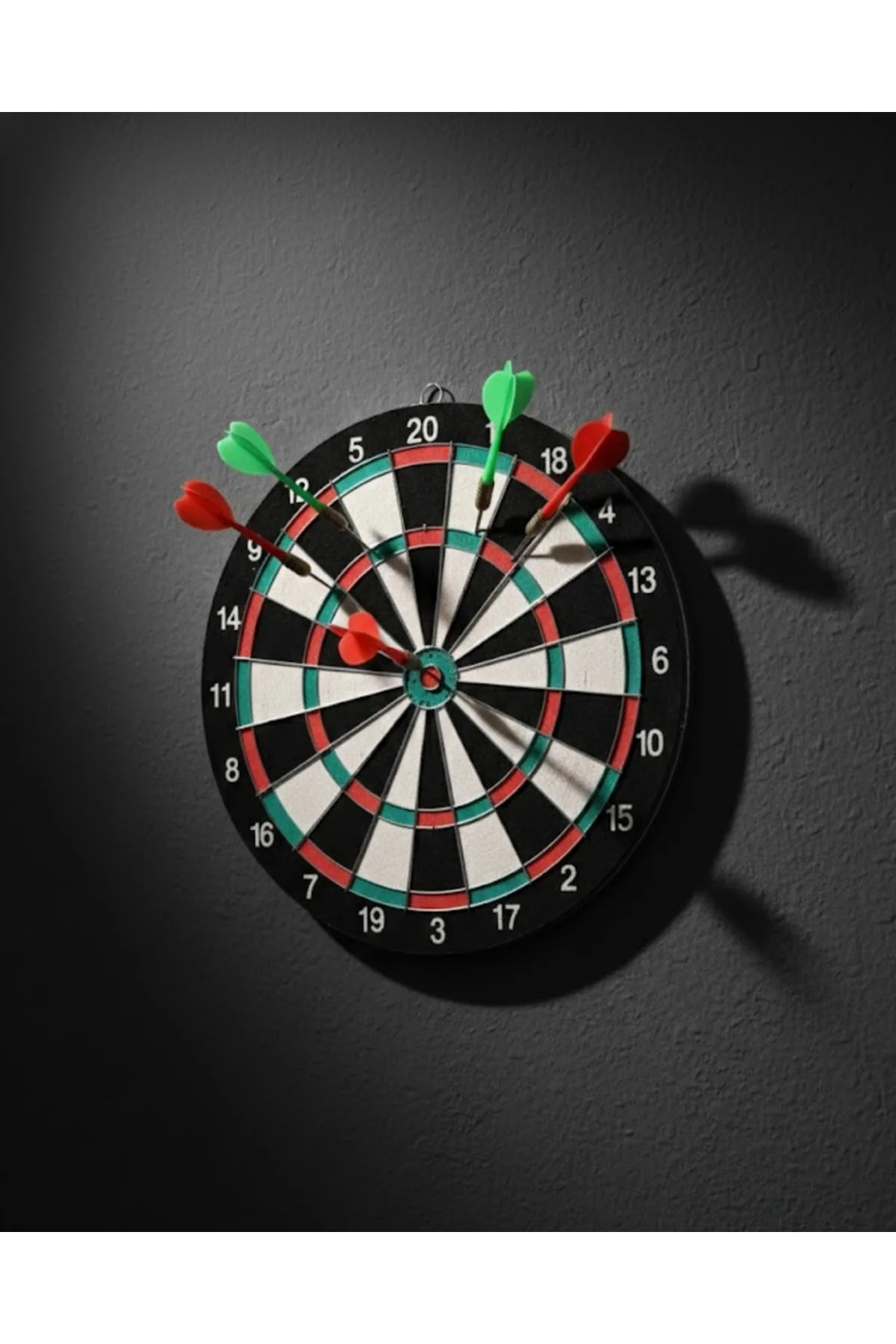 17 İnç Dart Tahtası Sağlam Ahşap Gövde Ve Metal İğneli Dart Oklar