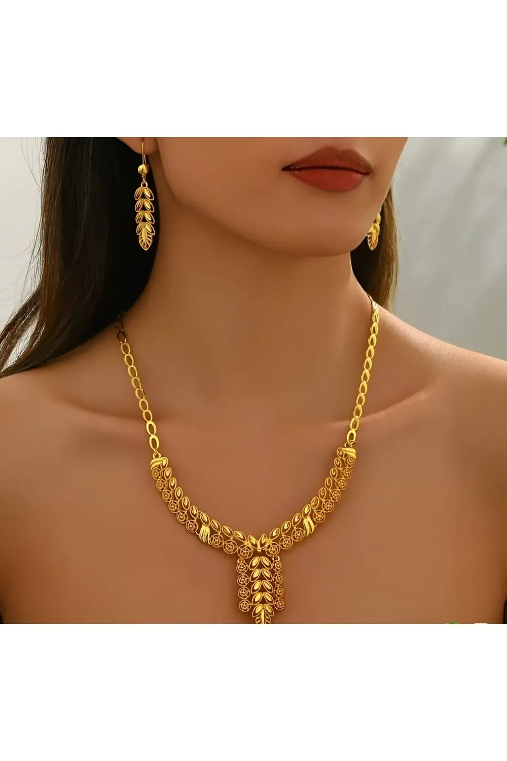 18 K Altın Kaplama Şık 3 Adet Set: Muhteşem Delikli Buğday Sapı K