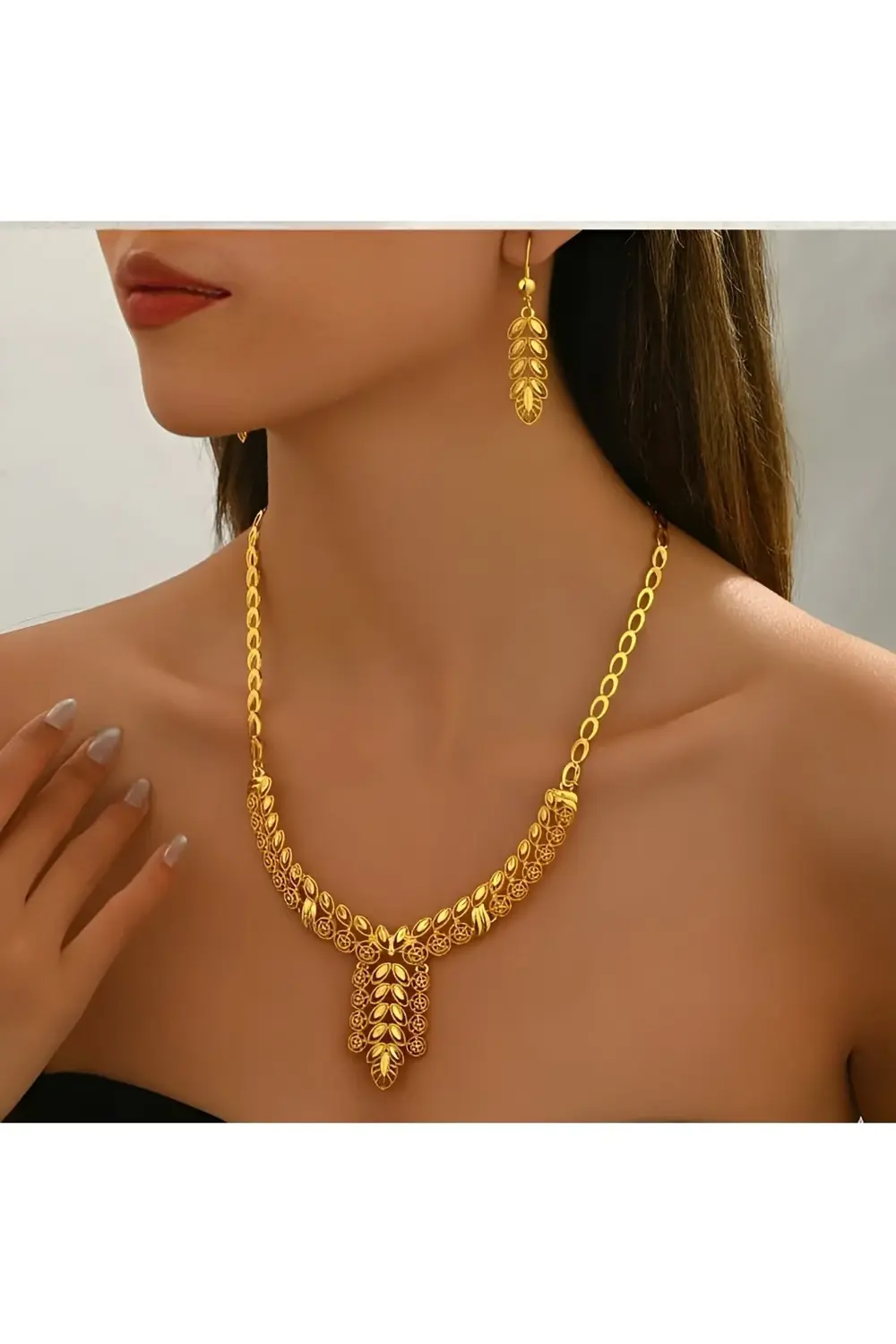 18 K Altın Kaplama Şık 3 Adet Set: Muhteşem Delikli Buğday Sapı K