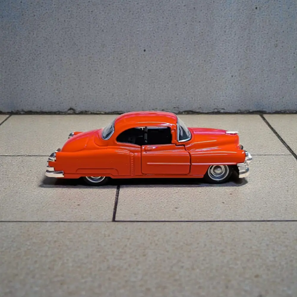 1953 Kırmızı Cadillac Serıes 62 Coupe Diecast Çek Bırak Model Ara