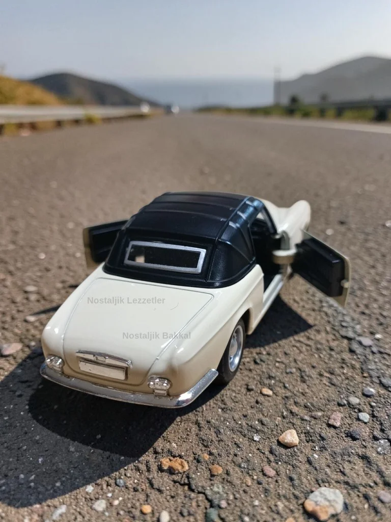 1959 Bmw 503 Beyaz Nostaljik Metal Çek Bırak Model Araba Kapılar Açılır ( 1/36 Ölçek ) 1959 Bmw 503 Beyaz Nostaljik Metal Çek Bırak Model Araba Kapılar Açılır ( 1/36 Ölçek )