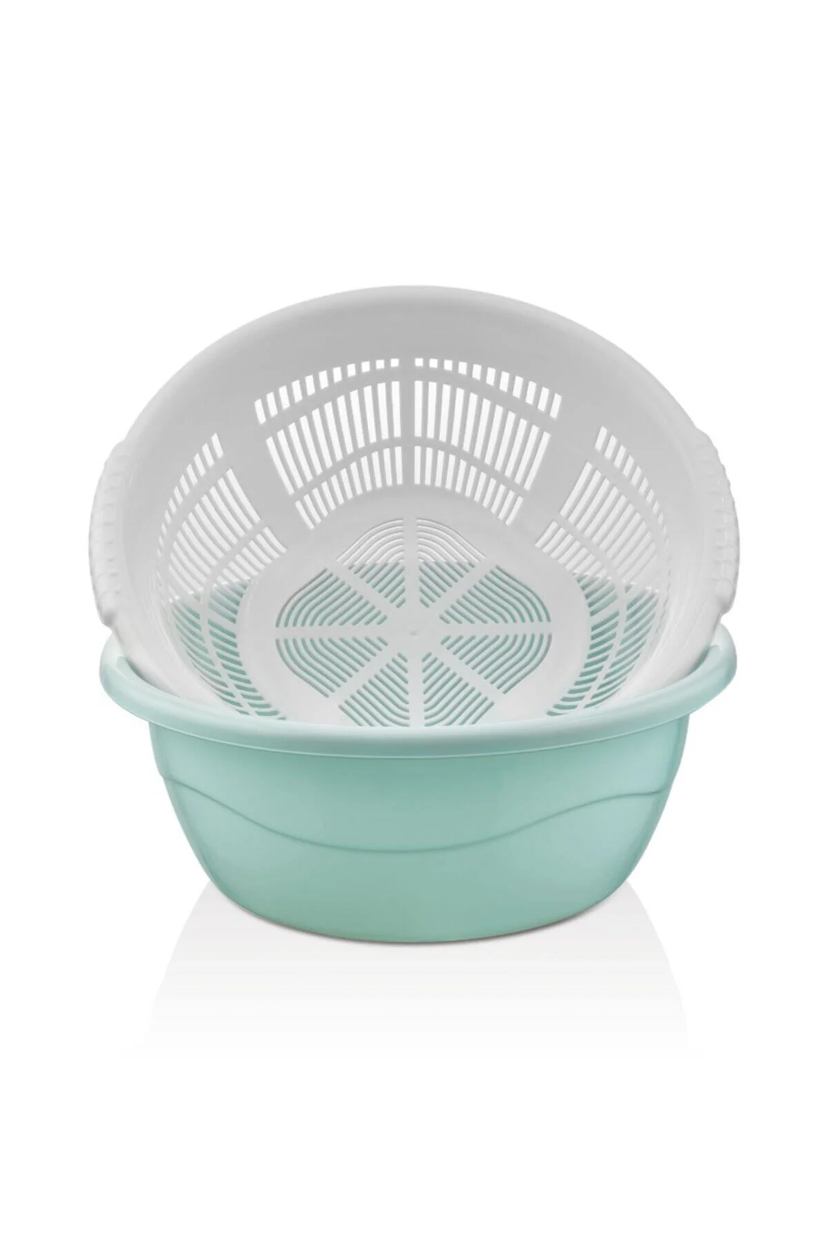 **(1adet)** 1 No Süzgeçli Badya Renkli 4,5 Ltno:1 Coloured Strainer With Bowl 4,5 Lt| Yılbaşı **(1adet)** 1 No Süzgeçli Badya Renkli 4,5 Ltno:1 Coloured Strainer With Bowl 4,5 Lt| Yılbaşı