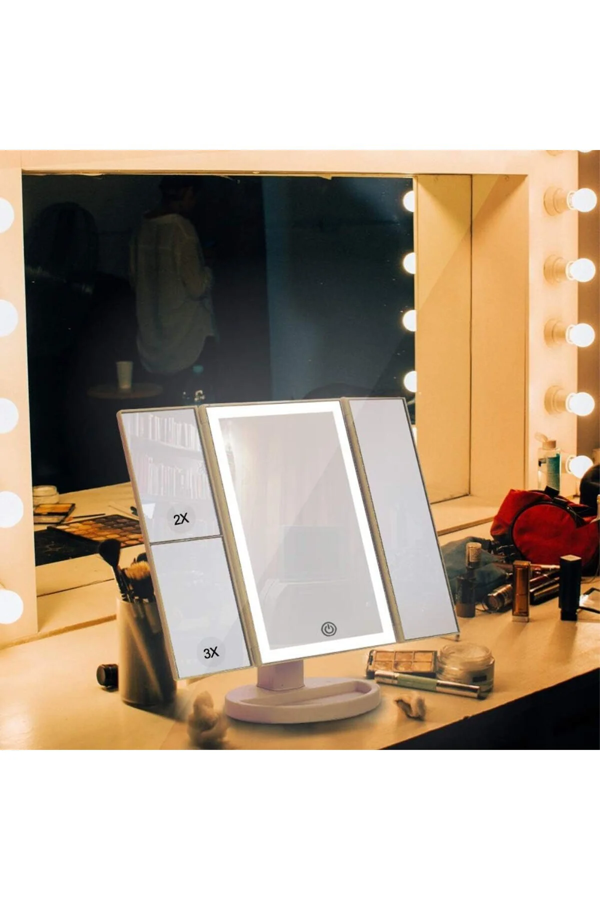 - 1X-2X-3X-10X Büyütmeli 37 LED Işıklı Makyaj Aynası, 3 Panel, Ka