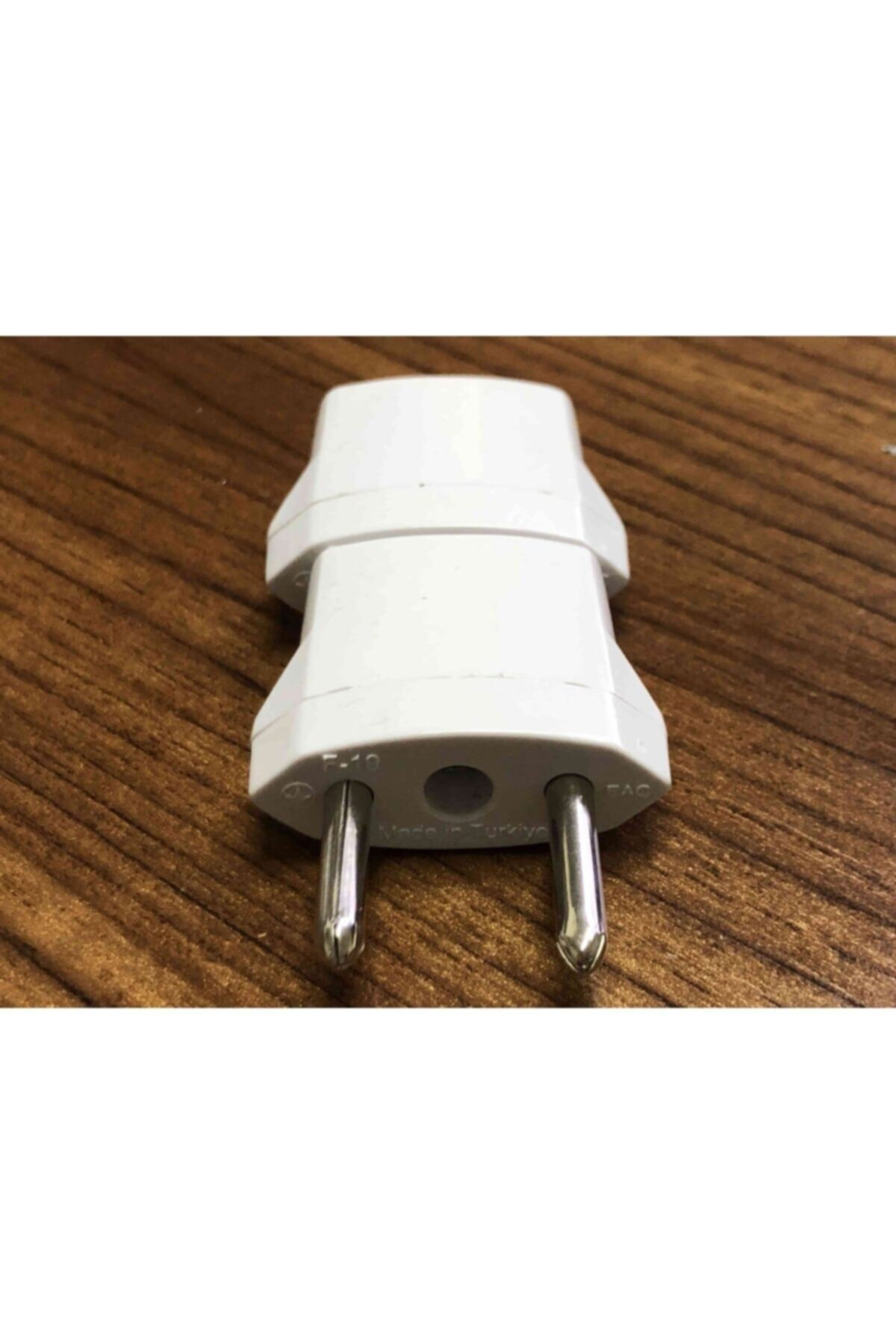 2 Adet Amerikan Uçlu Prizlerini Türk Uçlu Pirize Çevirici Dönüştü