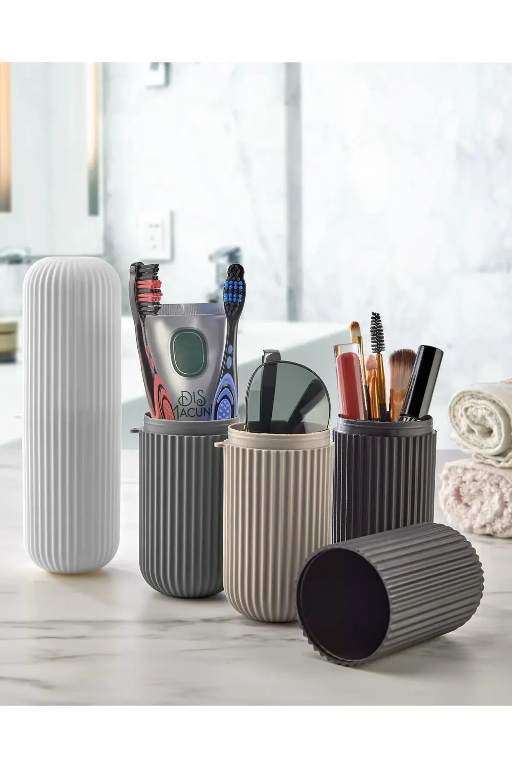 2 Adet Çok Amaçlı Seyahat Boy Diş Fırçası, Makyaj Fırçası, Gözlük