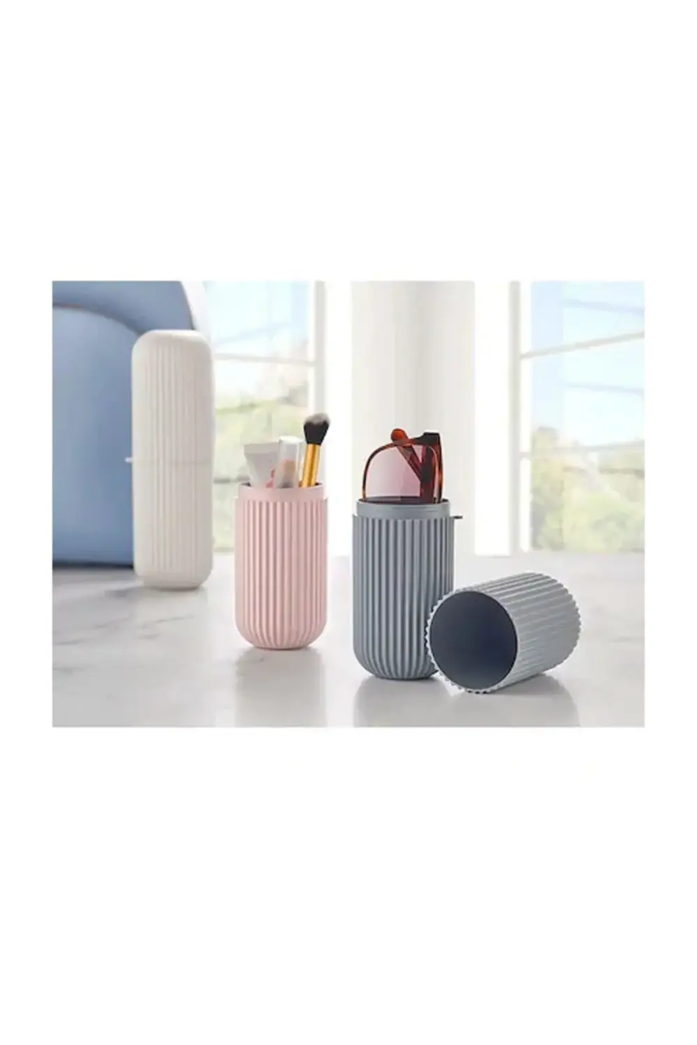 2 Adet Gözlük, Diş Fırçası, Kalemlik Makyaj Malzemesi Saklama Kut