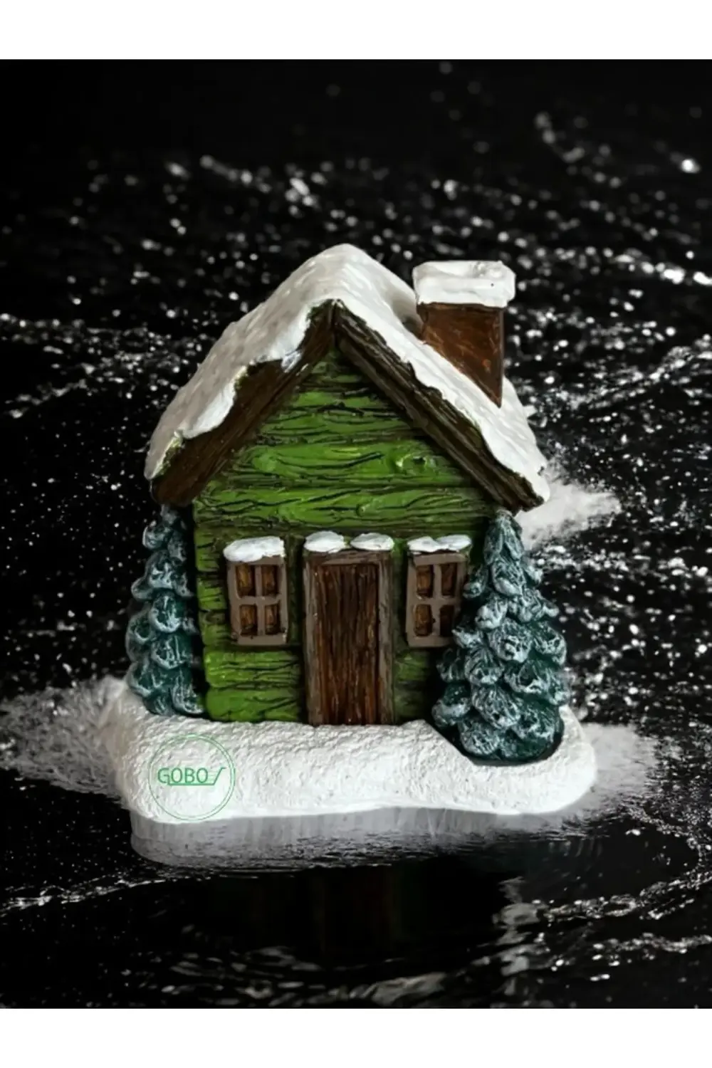 2 Adet Yeşil Renkli Kar Efektli Ev Şeklindeki Yılbaşı Temalı El B