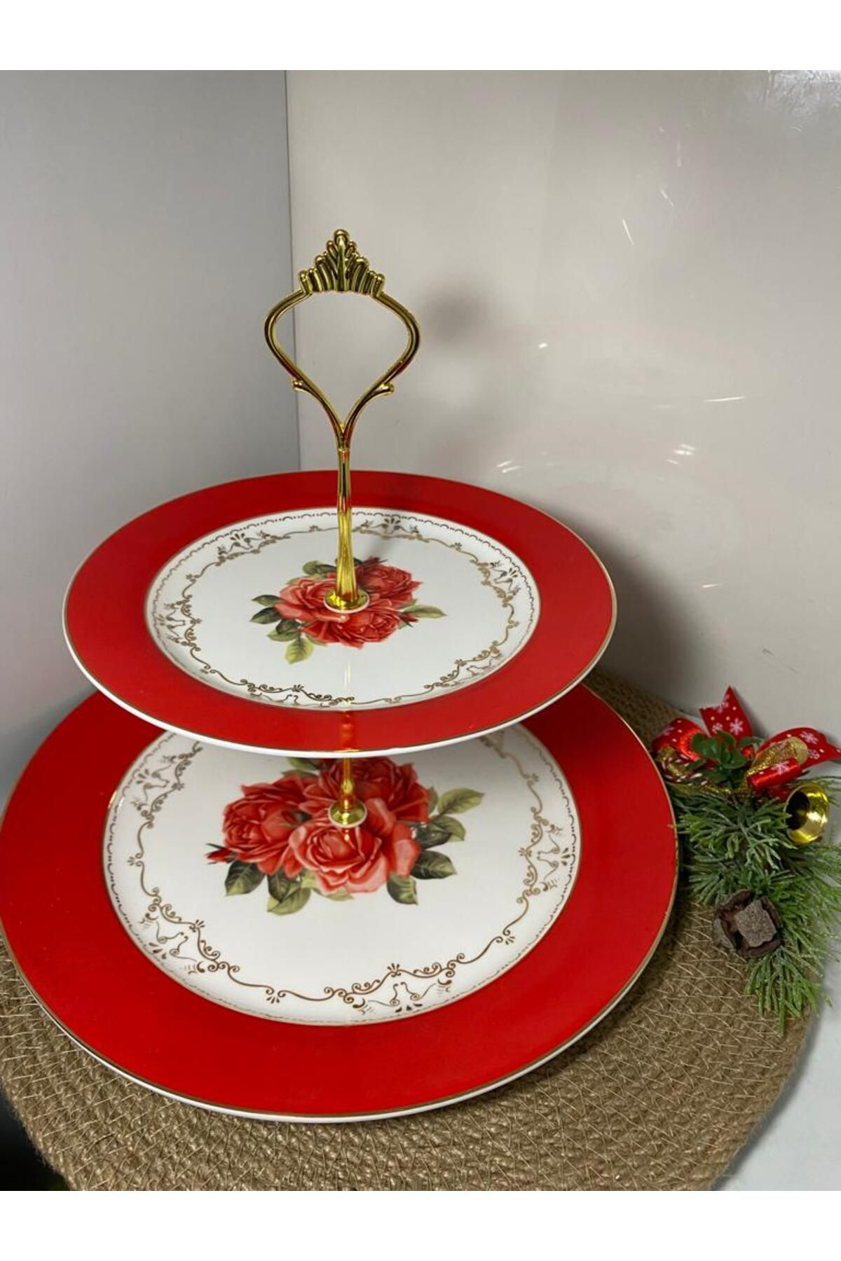 Elif Aksesuar 2 Katlı Porselen Kırmızı Kurabiyelik Sunum Tabağı