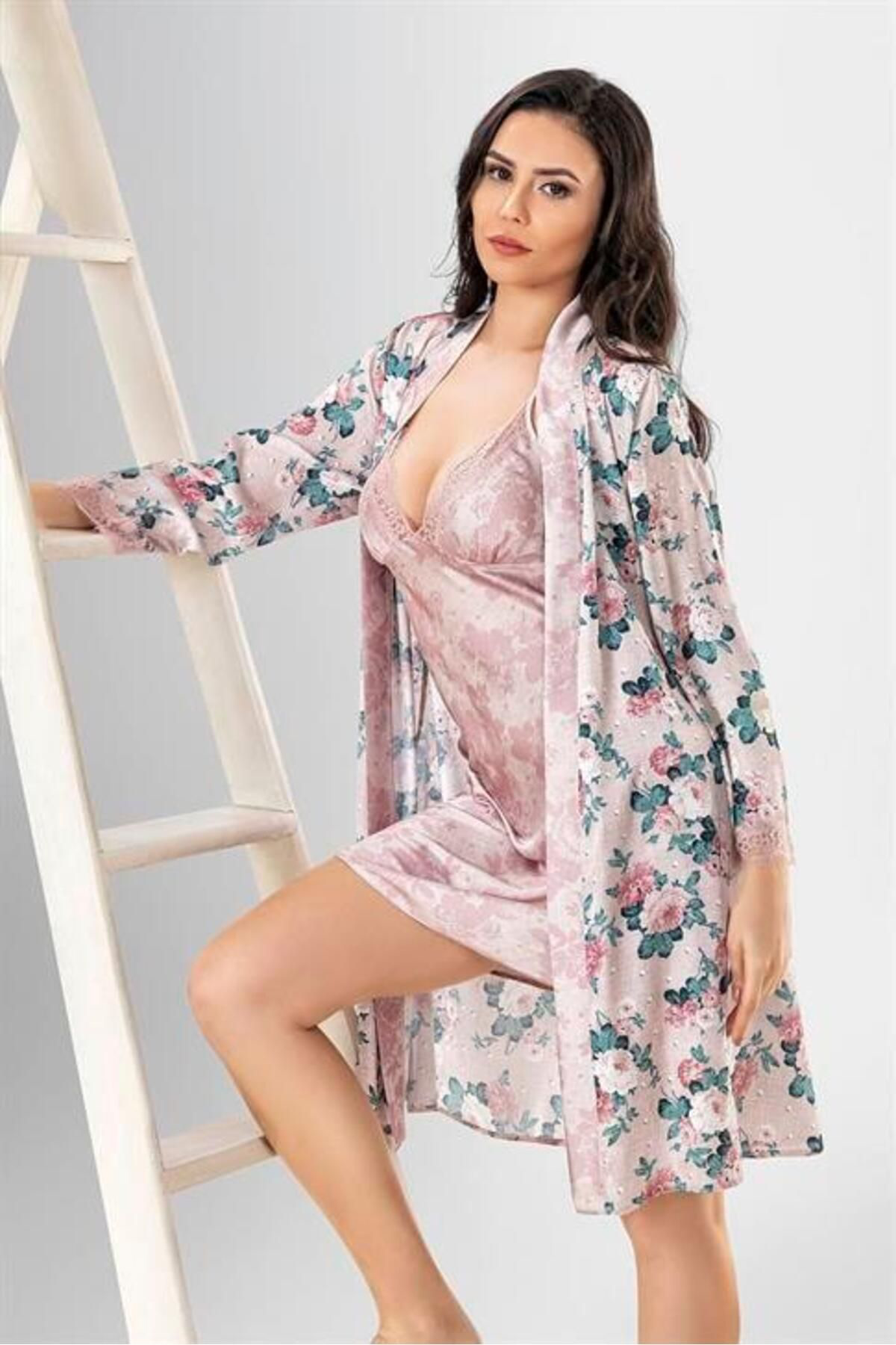 Aria's Closet 2 Li Kisa Sabahlik Takimi Desenli