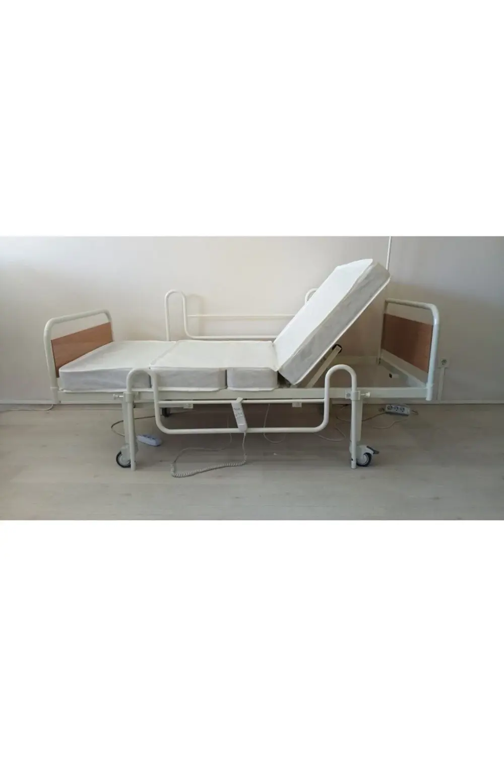 2 Motorlu Ekonomik Hasta Karyolası Ev Tipi Hasta Karyolası