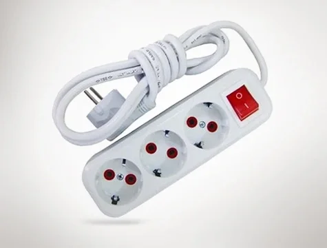 2 Mt Kablolu Anahtarlı 3 Lü Topraklı Grup Priz 2 Mt Kablolu Anahtarlı 3 Lü Topraklı Grup Priz
