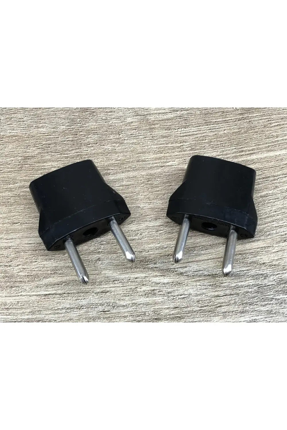 2 Tane Amerikan Uçlu Prizlerini Türk Uçlu Pirize Çevirici Dönüştü