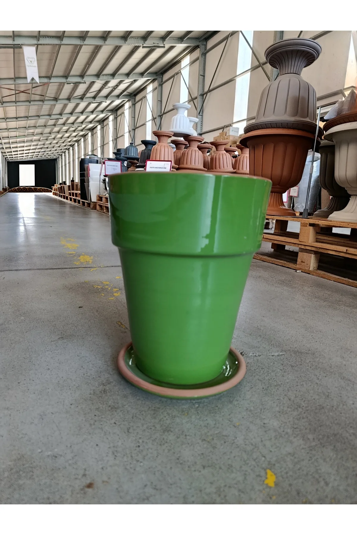 20-25 Litre Tabaklı Dekoratif Toprak Saksı