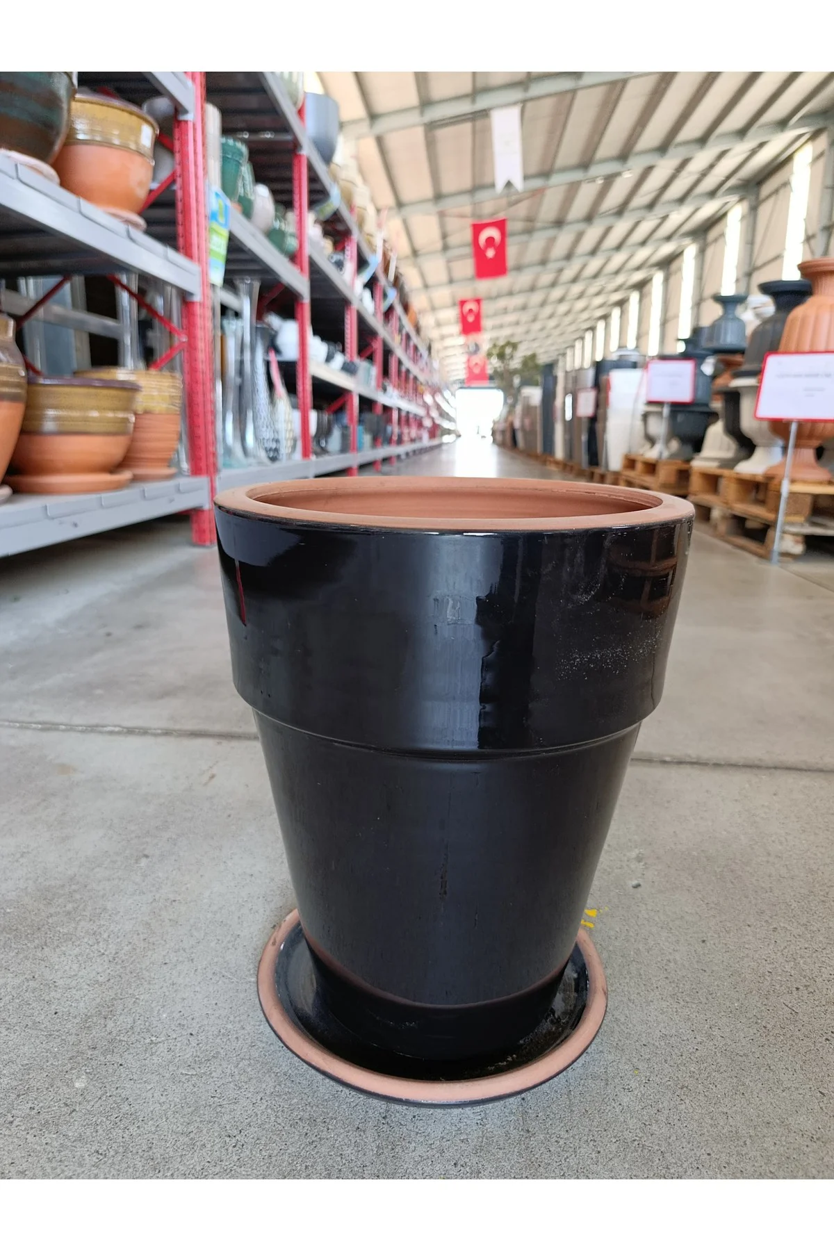20-25 Litre Tabaklı Uzun Dekoratif Toprak Saksı
