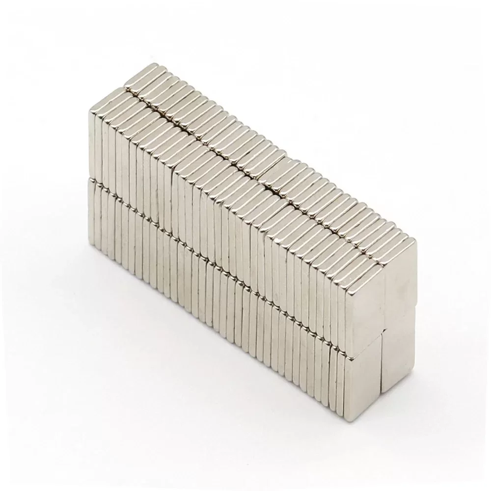 20 Adet 15x10x1.5 mm Köşeli Neodyum Mıknatıs N35 Magnet Dayanıklı Nikel Kaplama ( Lisinya ) Fiyatı, Yorumları ve Özellikleri
