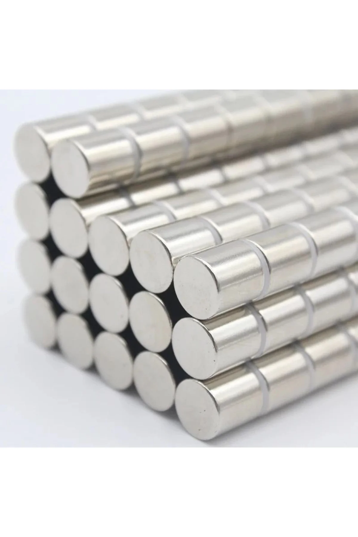 20 Adet 4x4 Mm Yuvarlak Neodyum Mıknatıs N35 Güçlü Magnet Nikel K 20 Adet 4x4 Mm Yuvarlak Neodyum Mıknatıs N35 Güçlü Magnet Nikel K