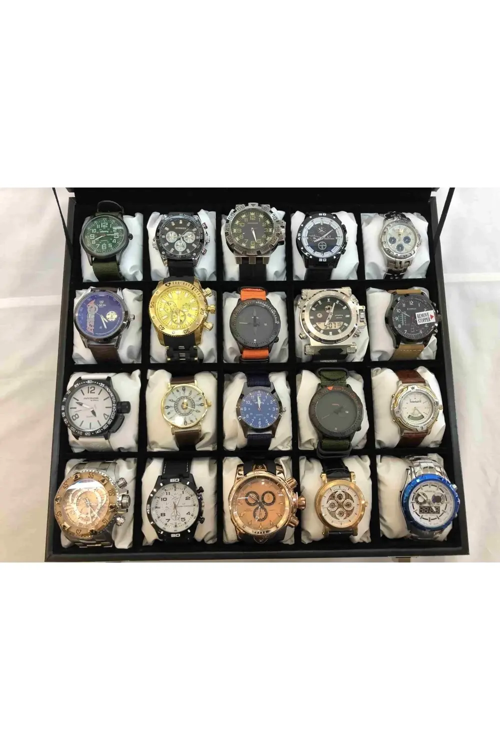 20 Adet Kol Saati Kapasiteli Ahşap Kasa Tamamen El Yapımı Yastıkl