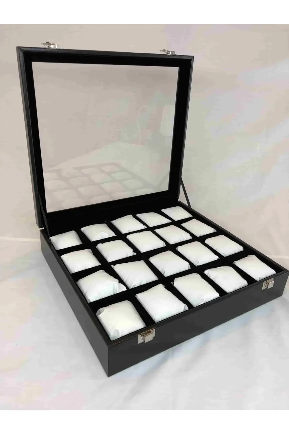 20 Adet Kol Saati Kapasiteli Ahşap Kasa Tamamen El Yapımı Yastıkl