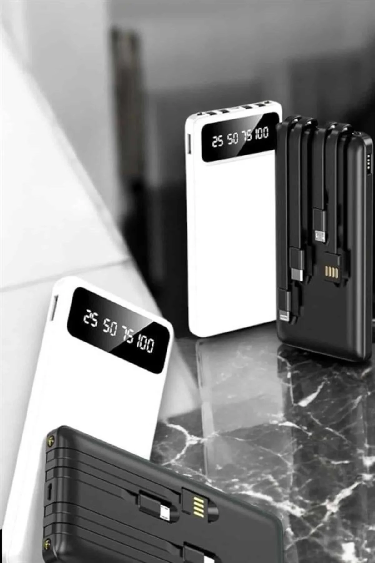 20.000 Mah Led Işıklı LCD Ekran USB Girişli Type-C Lightning Powe