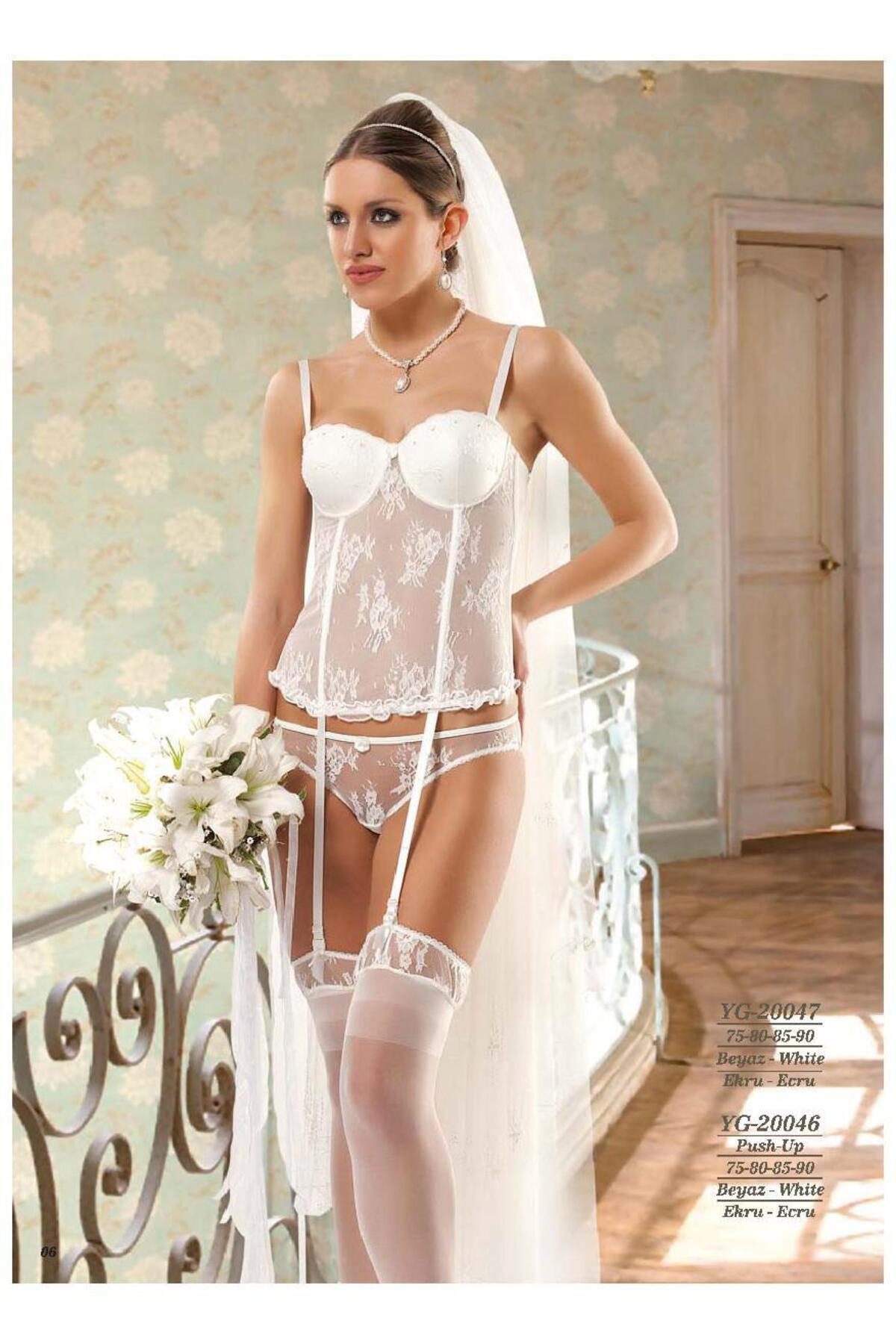 New Bride 20047 Dantelli Dolgusuz & Boş Kap Büstiyer Takım