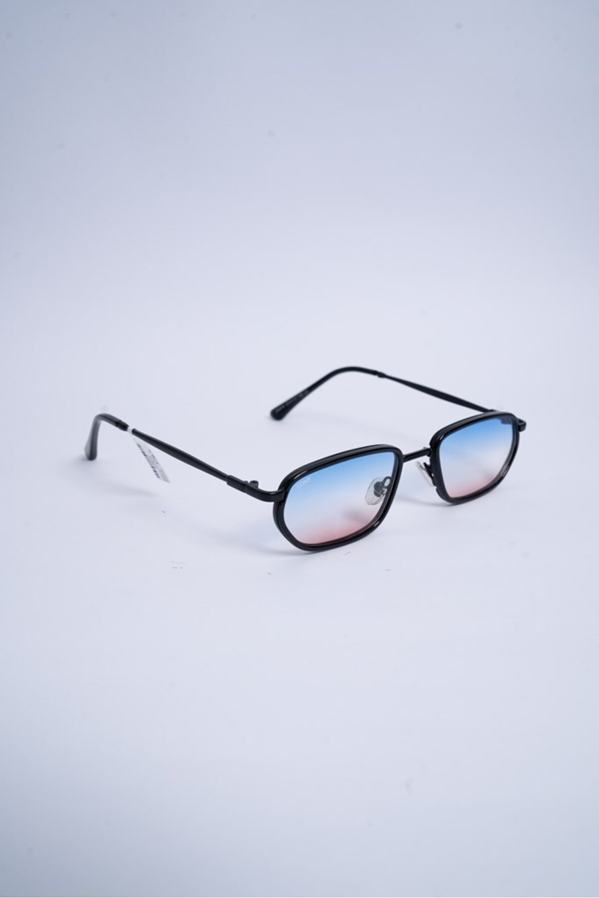 20248 55 15 136 03 Kadın Güneş Gözlüğü