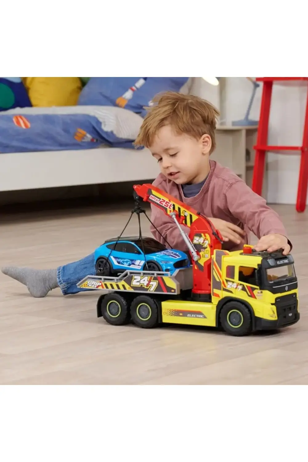 203749039 Giant Tow Truck Volvo FMX freewheel light sound manual